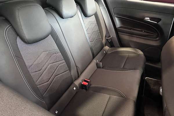 2024 Jeep Avenger Limited JJ