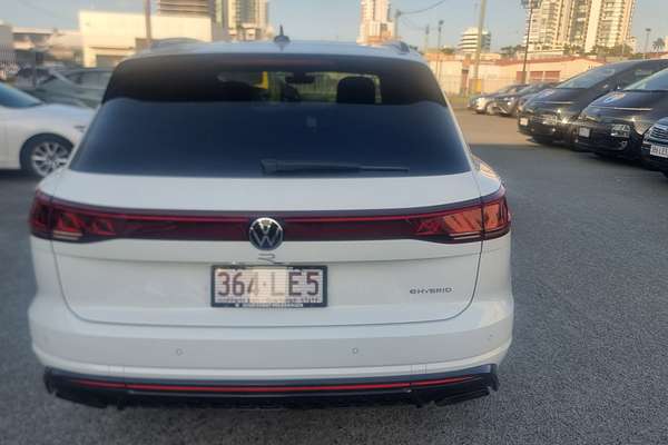 2024 Volkswagen Touareg R RC