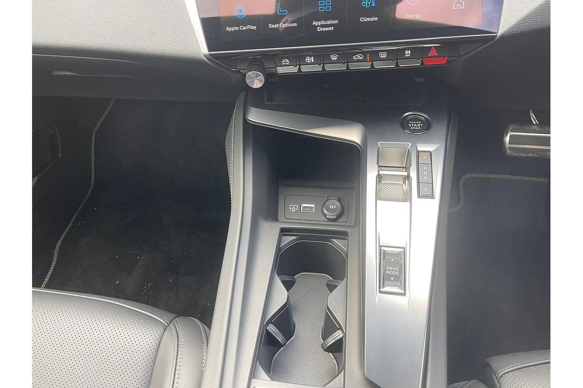 2024 Peugeot 408 GT Plug-In Hybrid P54