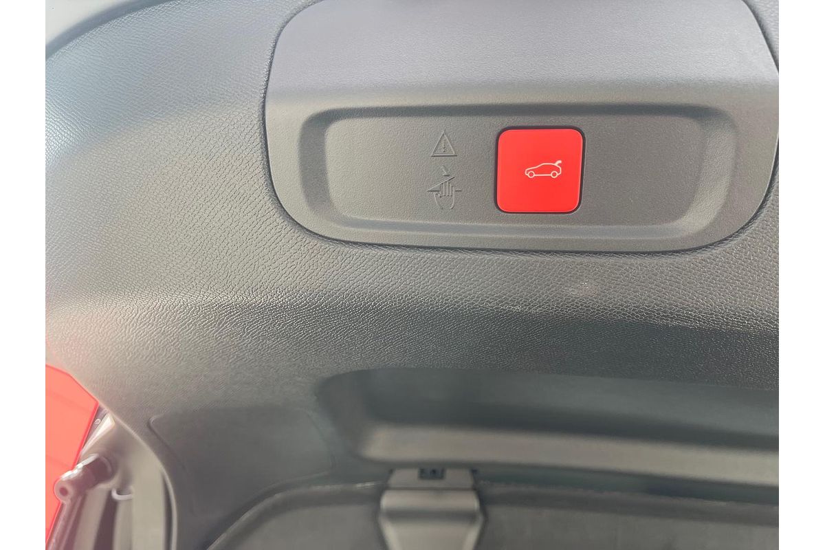 2024 Peugeot 408 GT Plug-In Hybrid P54