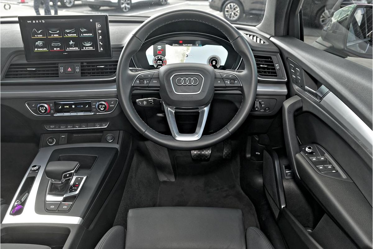 2024 Audi Q5 40 TDI Sport FY