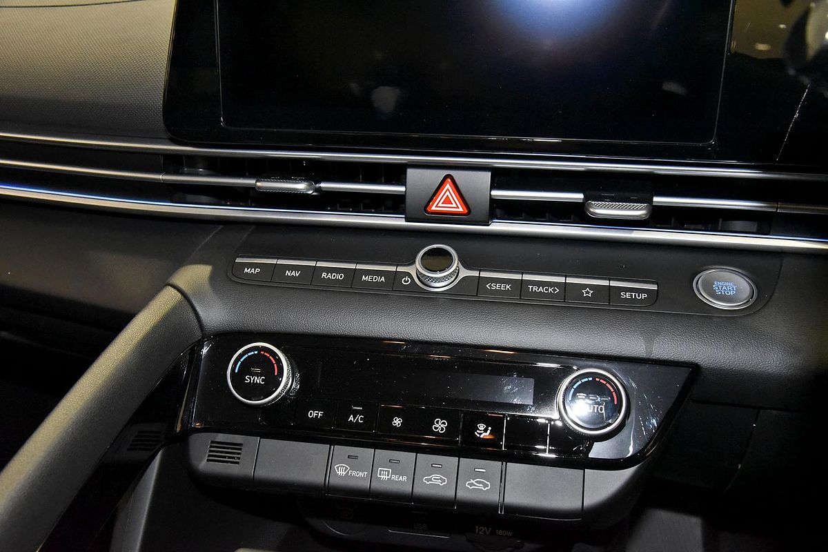 2024 Hyundai i30 Elite CN7.V2