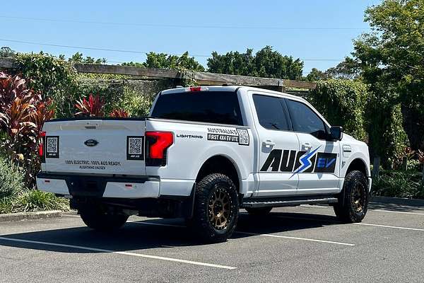 2023 Ford F-150 Lightning XLT 4X4