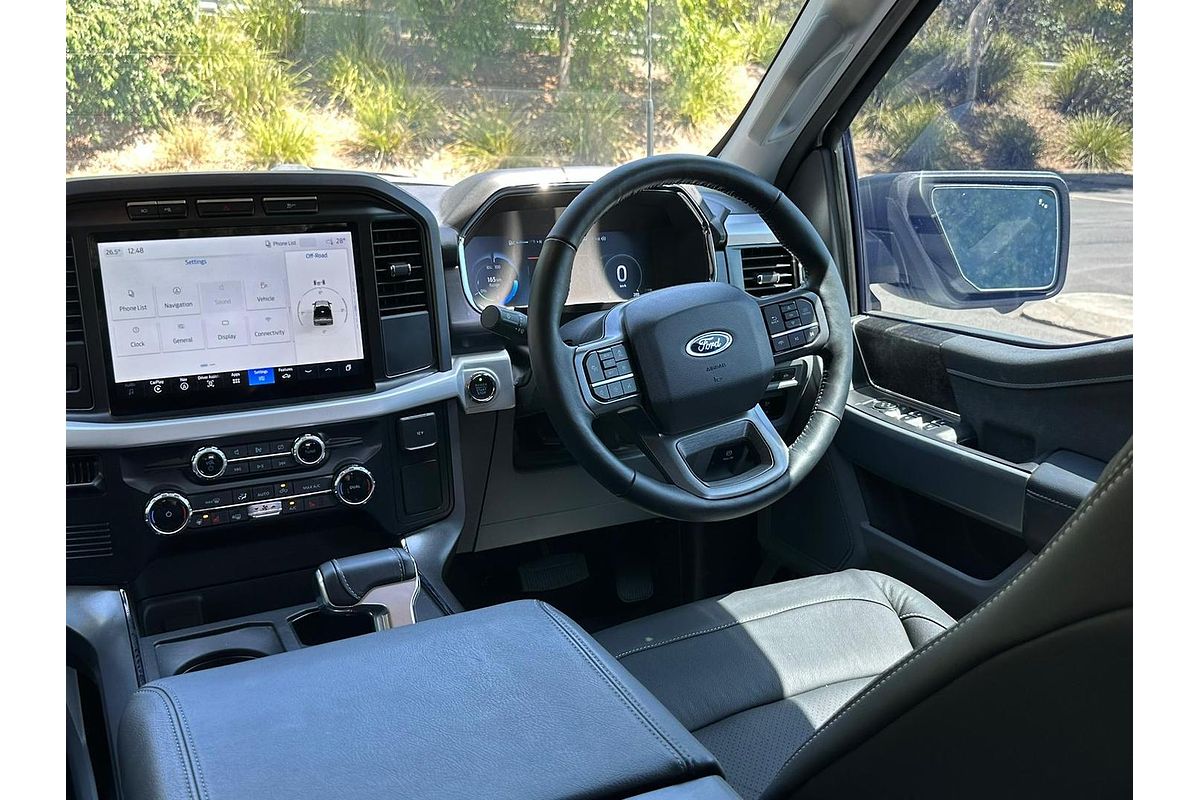 2023 Ford F-150 Lightning XLT 4X4