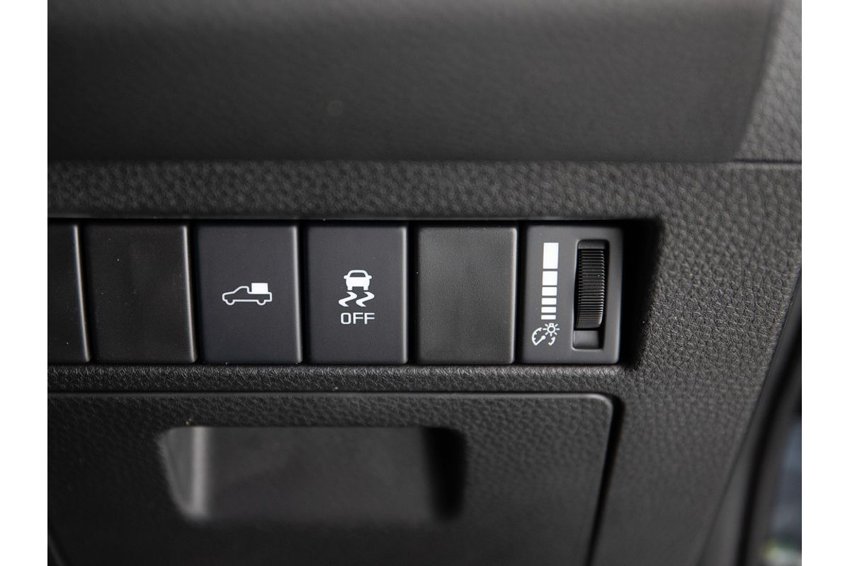 Mazda BT-50 F 6AUTO 3.0L DUAL CAB PICKUP XTR 4X4