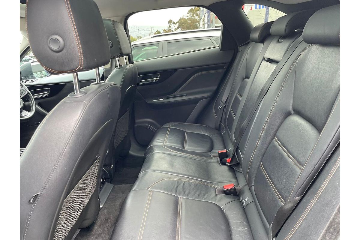 2018 Jaguar F-PACE 30d Prestige X761