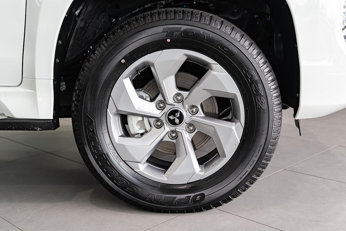 2024 Mitsubishi Pajero Sport GLX QG