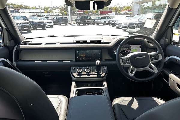 2024 Land Rover Defender 90 D250 S L663