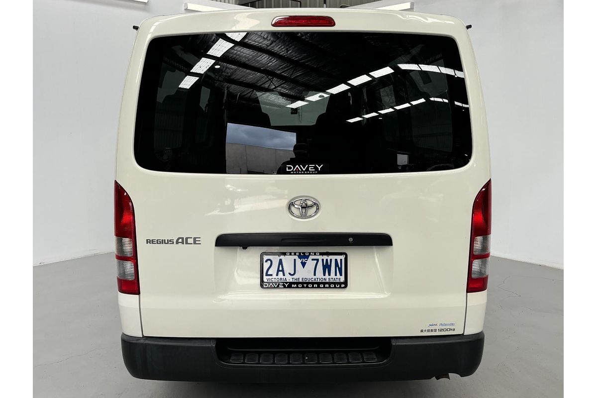 2018 Toyota HIACE LWB GDH201