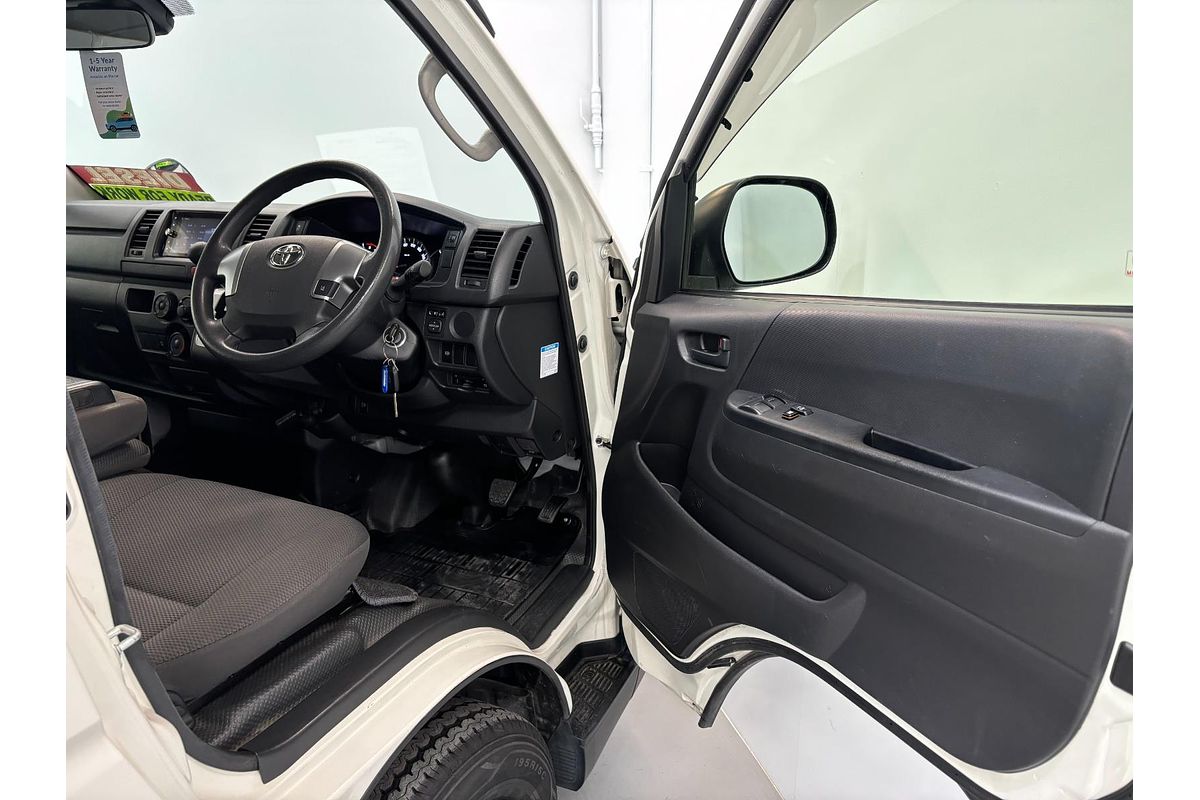 2018 Toyota HIACE LWB GDH201