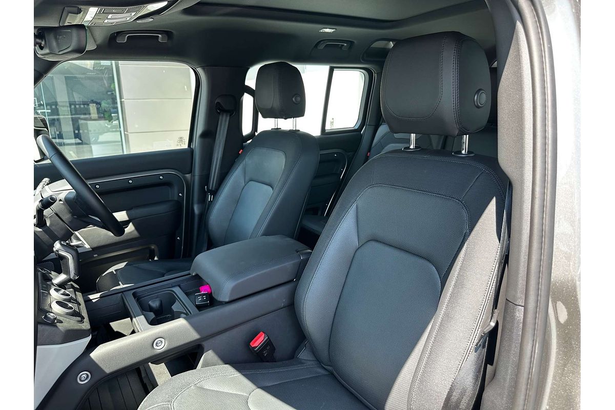 2024 Land Rover Defender 110 P400 X-Dynamic SE L663