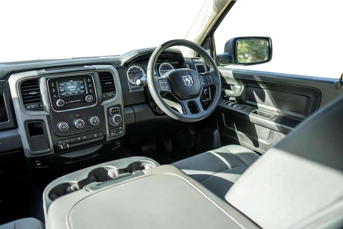2019 RAM 1500 Express DS 4X4 SWB