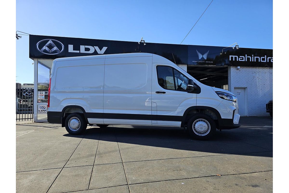 2023 LDV Deliver 9 LWB
