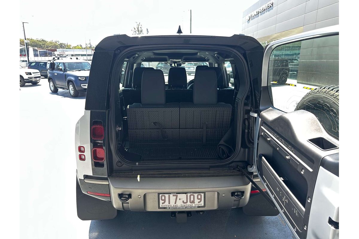 2024 Land Rover Defender 110 D300 X-Dynamic SE L663