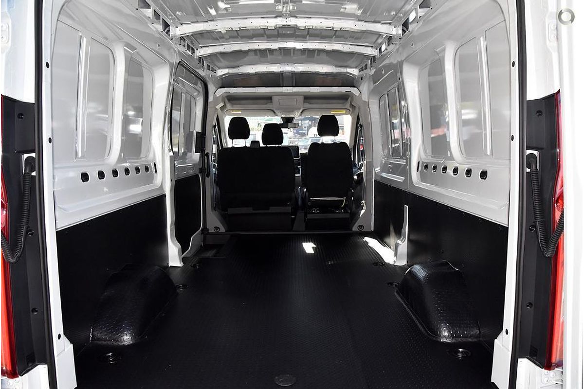 2024 LDV Deliver 9 LWB