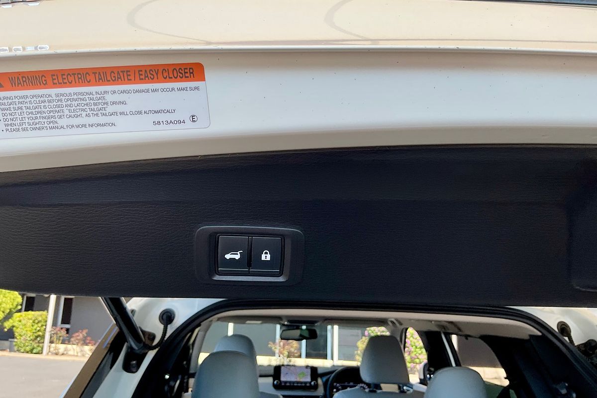 2022 Mitsubishi Outlander Exceed ZM