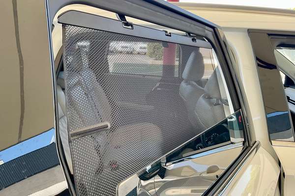 2022 Mitsubishi Outlander Exceed ZM