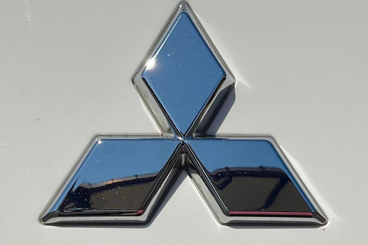 2022 Mitsubishi Outlander Exceed ZM