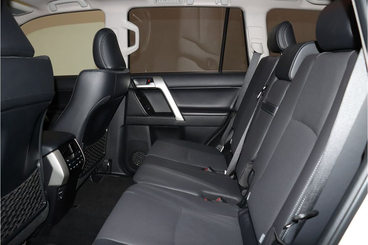 2023 Toyota Landcruiser Prado Kakadu GDJ150R