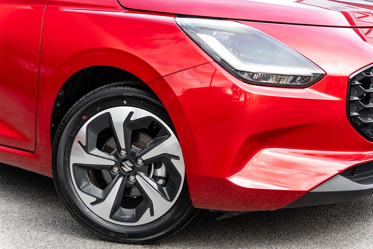 2024 Suzuki Swift Hybrid GLX UZ