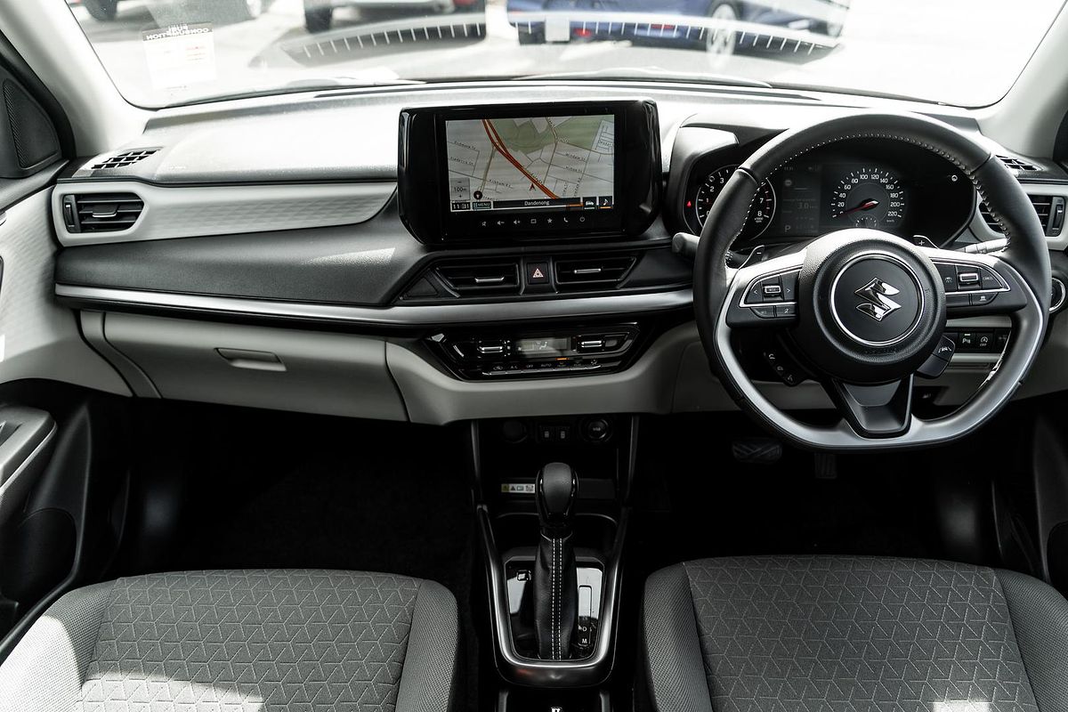 2024 Suzuki Swift Hybrid GLX UZ