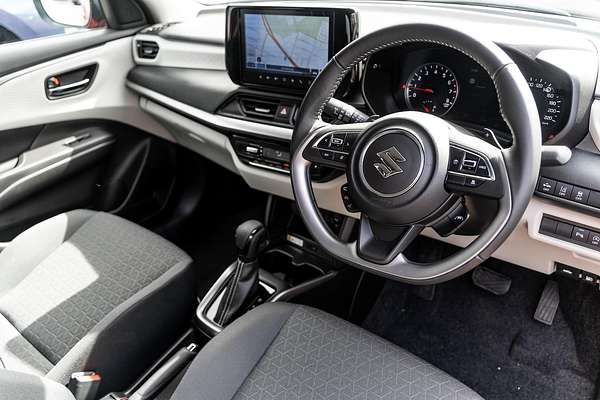 2024 Suzuki Swift Hybrid GLX UZ