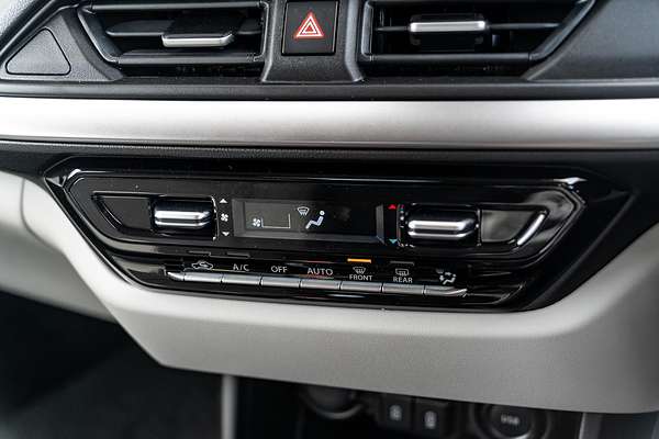 2024 Suzuki Swift Hybrid GLX UZ