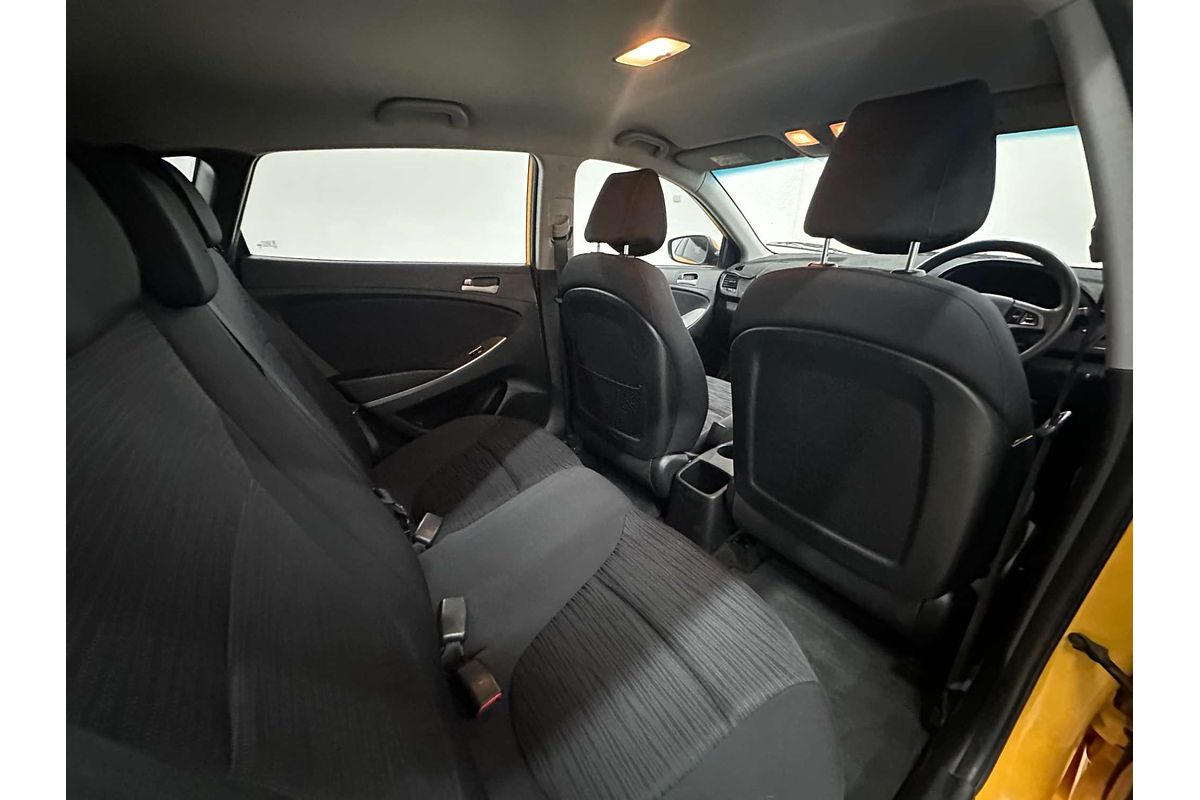 2015 Hyundai Accent Active RB2