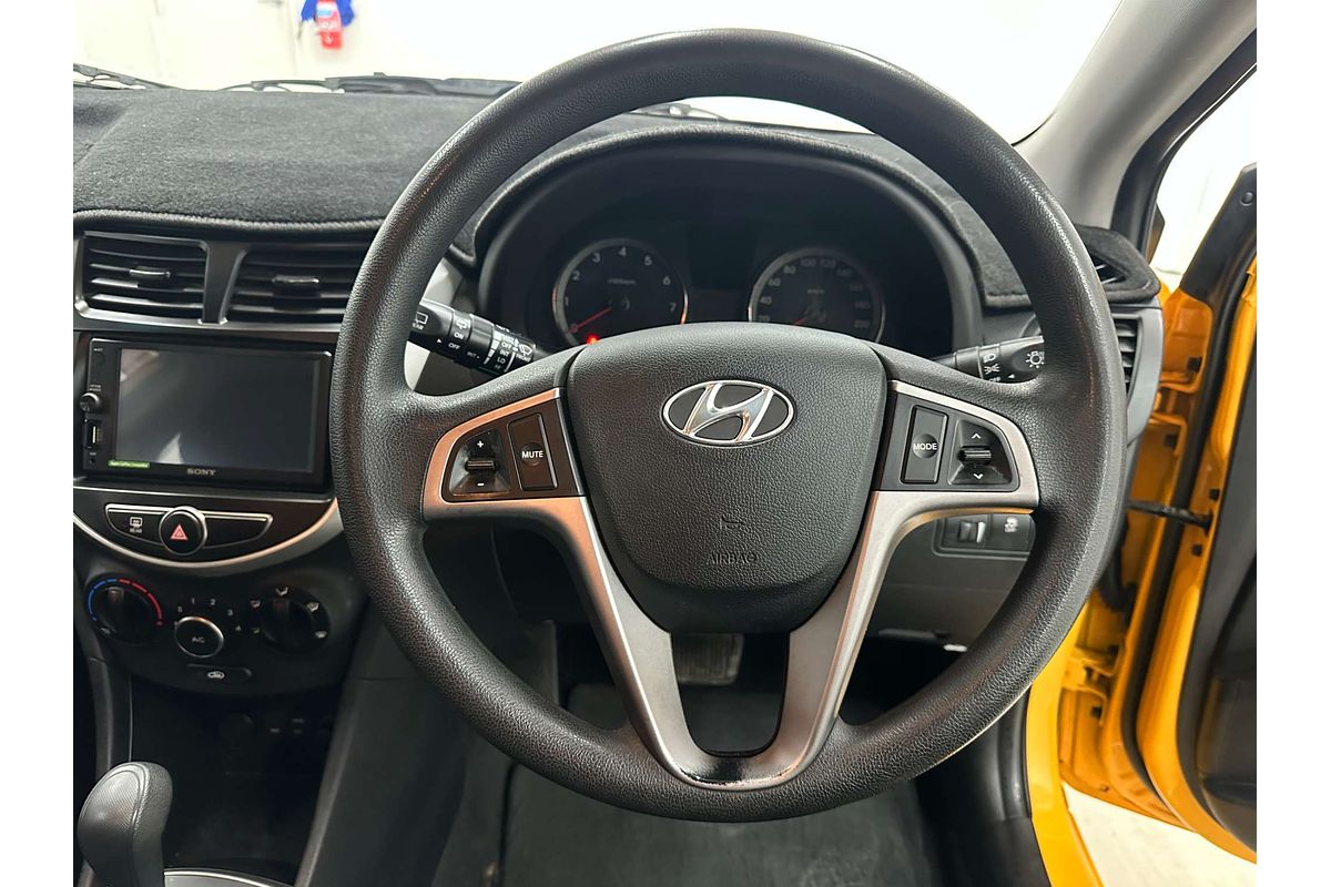 2015 Hyundai Accent Active RB2