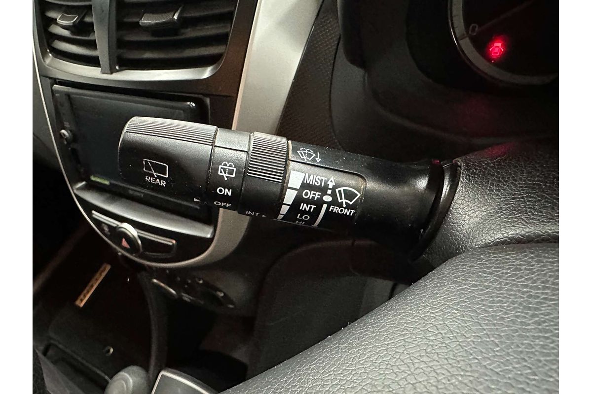 2015 Hyundai Accent Active RB2