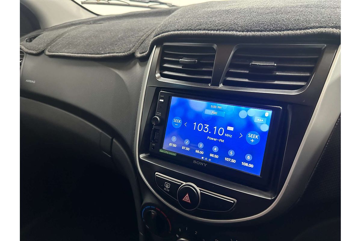 2015 Hyundai Accent Active RB2