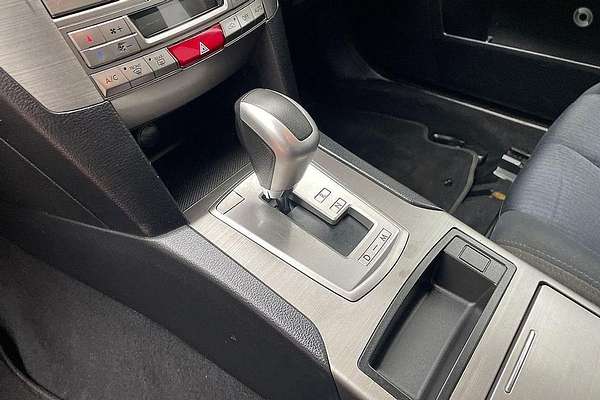 2011 Subaru Outback 2.5i Touring 4GEN
