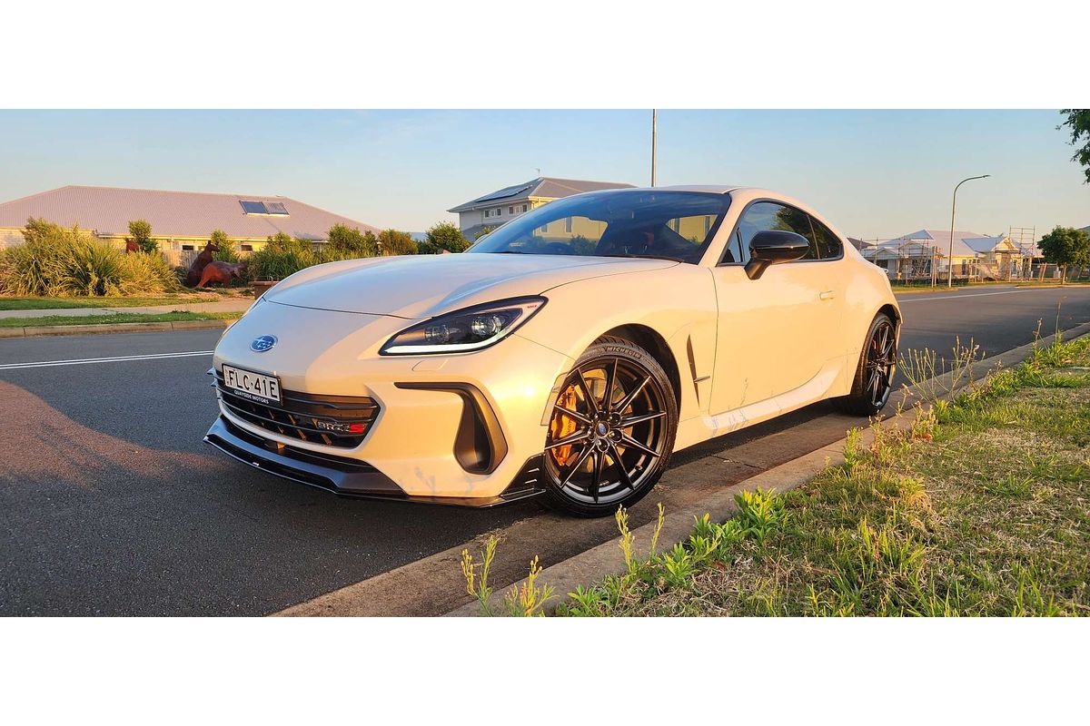 2024 Subaru BRZ tS ZD8
