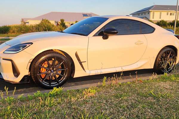2024 Subaru BRZ tS ZD8