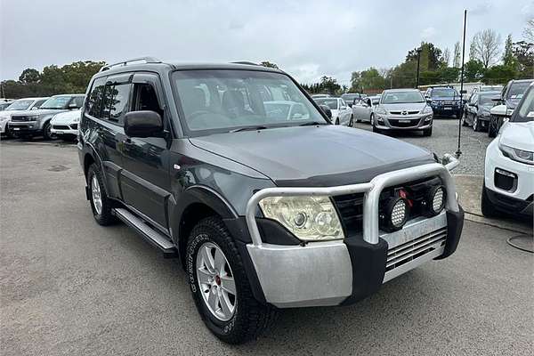 2007 Mitsubishi Pajero GLX NS