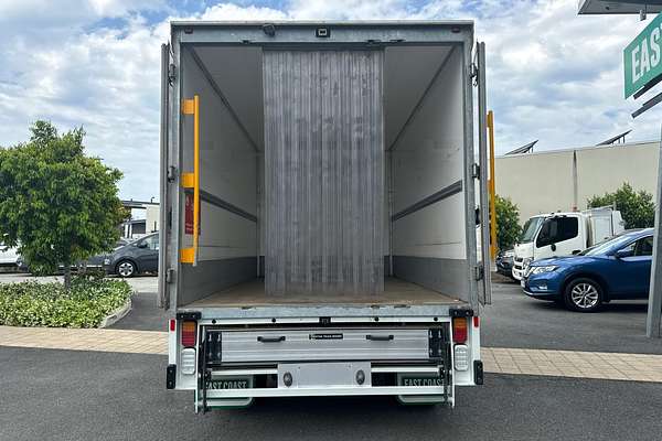 2020 Fuso Canter 515 4x2