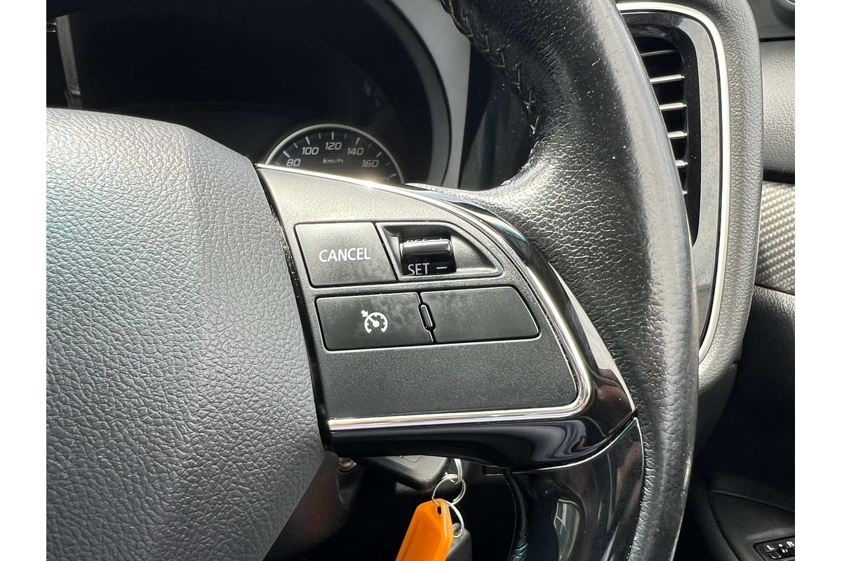 2017 Mitsubishi Outlander LS ZK