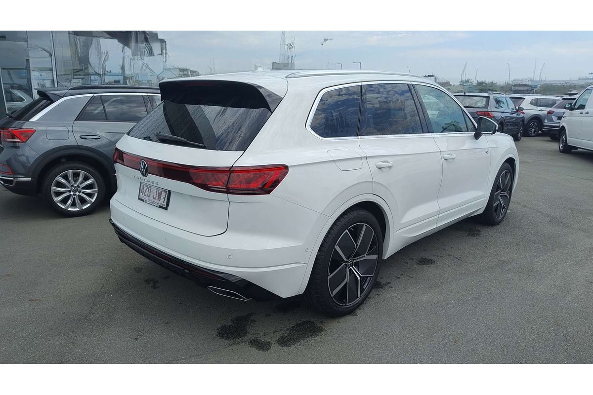 2024 Volkswagen Touareg 210TDI R-Line RC