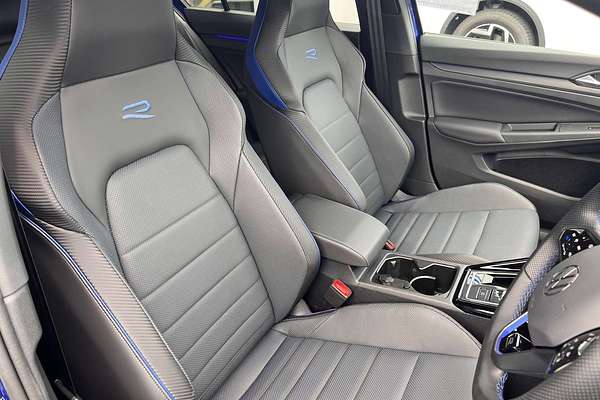 2024 Volkswagen Golf R 8