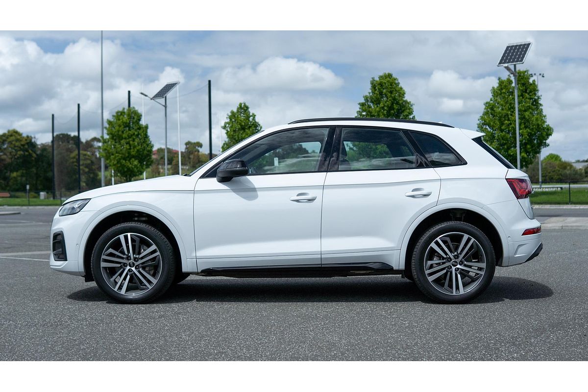 2023 Audi Q5 40 TDI Sport FY