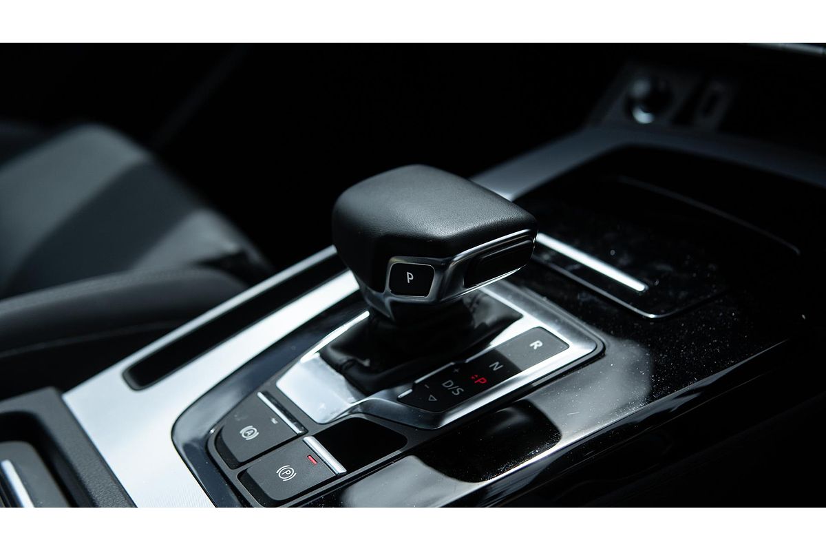 2023 Audi Q5 40 TDI Sport FY