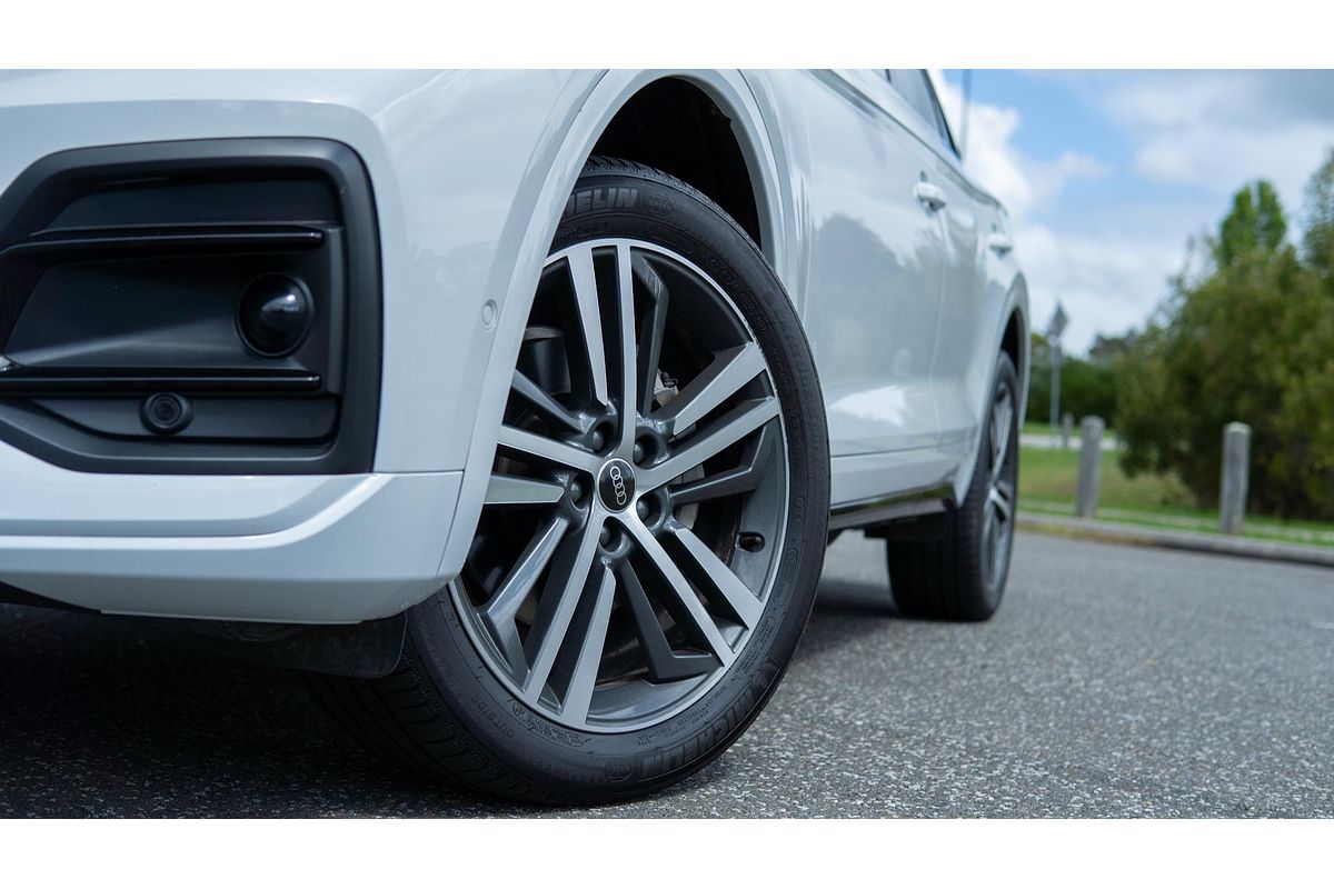 2023 Audi Q5 40 TDI Sport FY