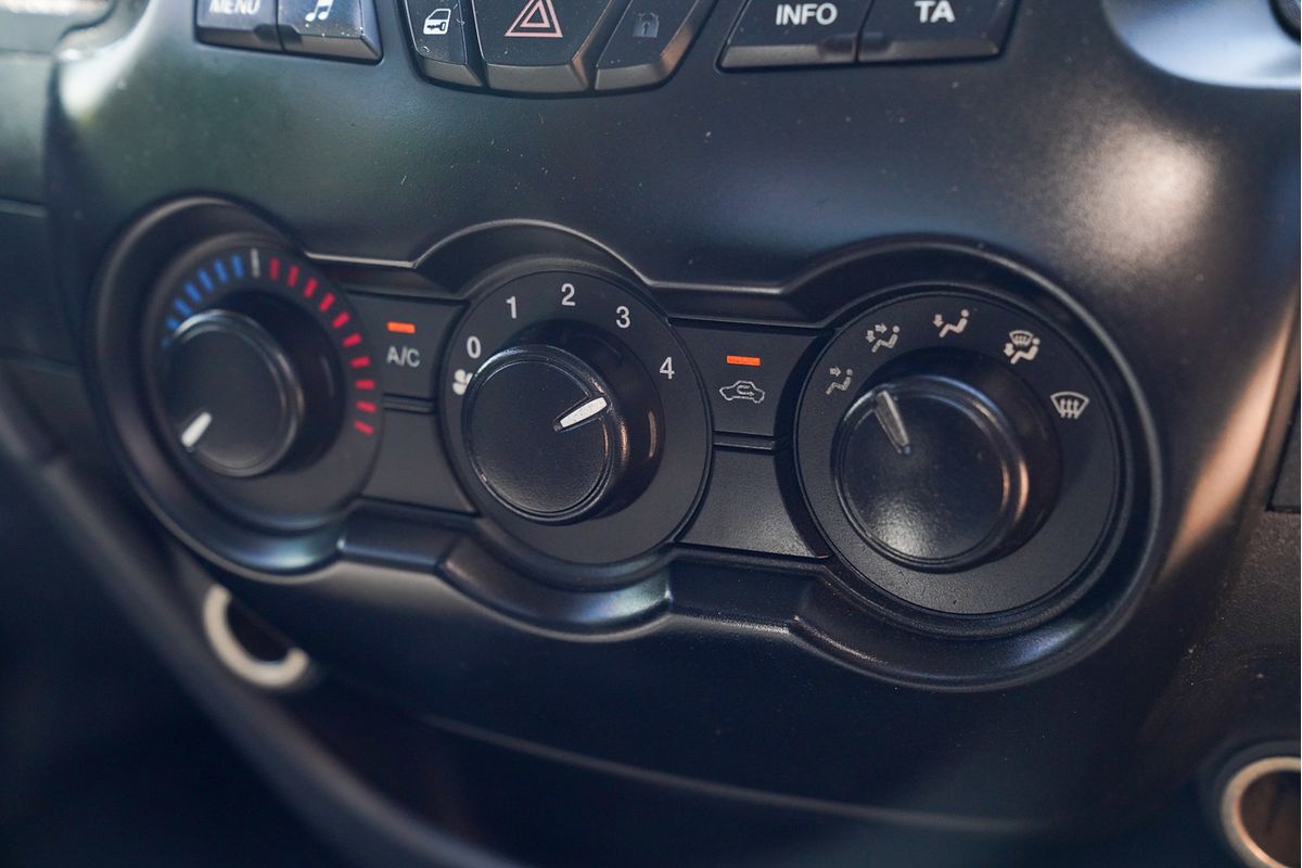 2012 Ford Ranger XL in WHITE Used Ute Moorooka QLD