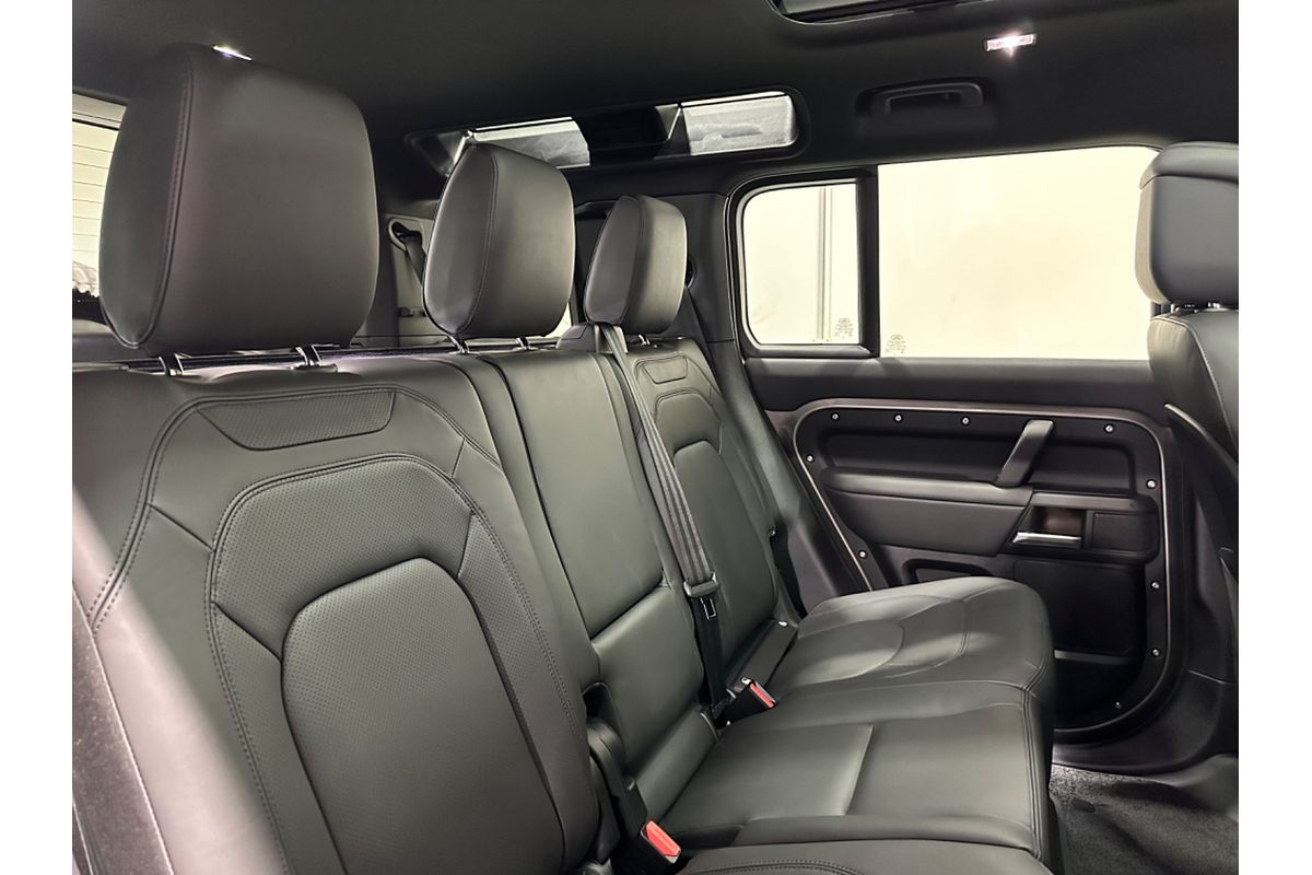 2024 Land Rover Defender 110 P400 X-Dynamic HSE L663