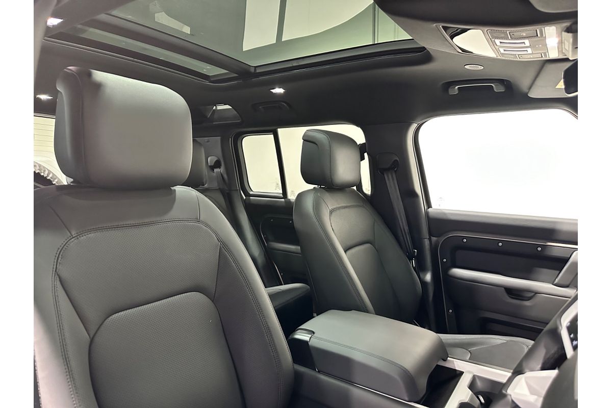 2024 Land Rover Defender 110 P400 X-Dynamic HSE L663