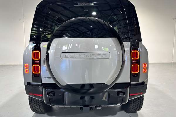 2024 Land Rover Defender 110 P400 X-Dynamic HSE L663