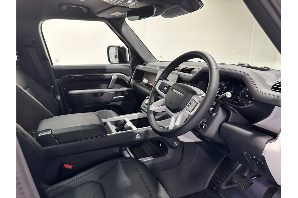 2024 Land Rover Defender 110 P400 X-Dynamic HSE L663