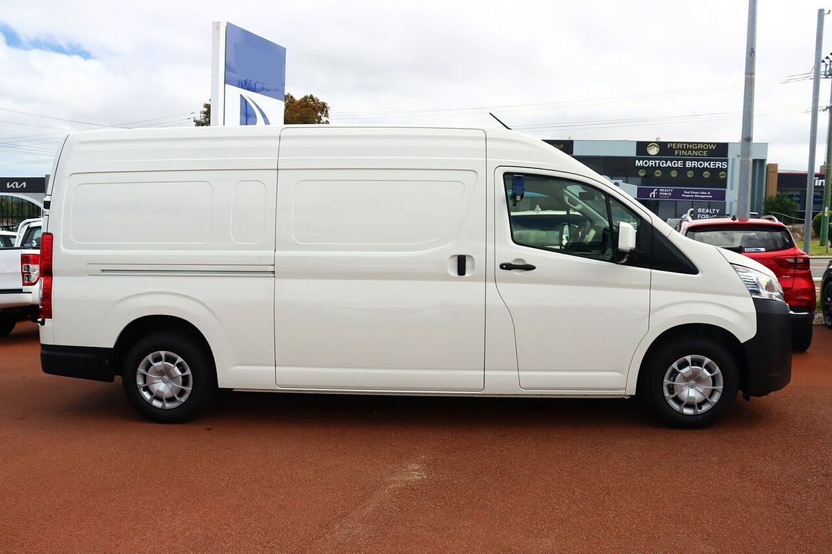 2024 Toyota Hiace GDH320R