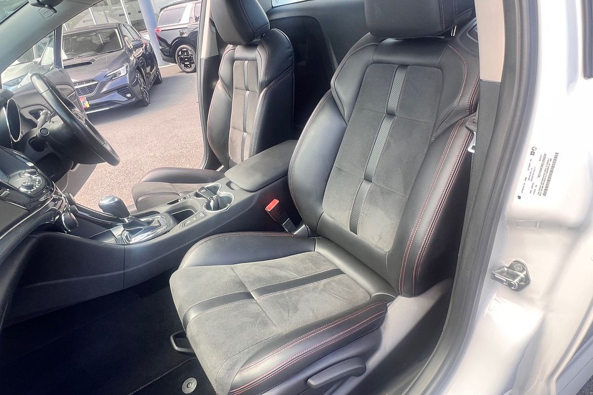 2016 Holden Ute SV6 Black VF Series II Rear Wheel Drive