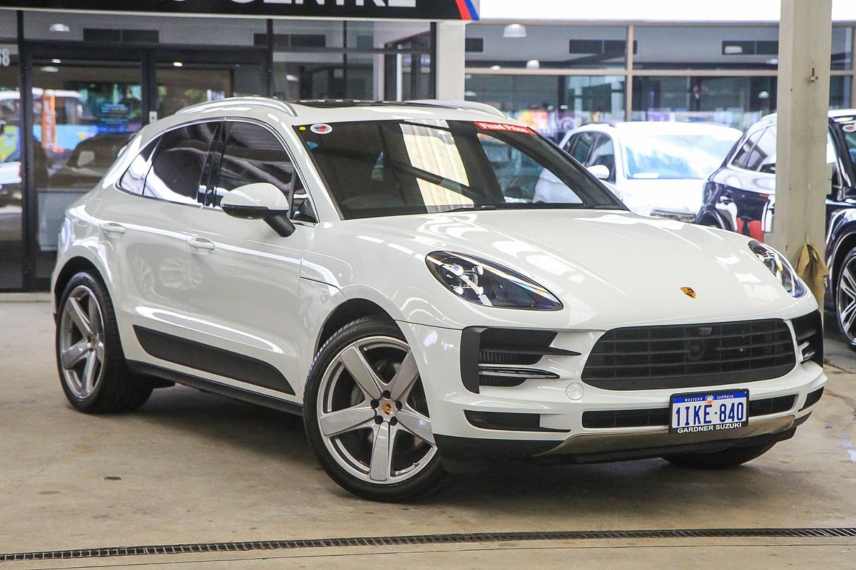 2021 Porsche Macan S 95B